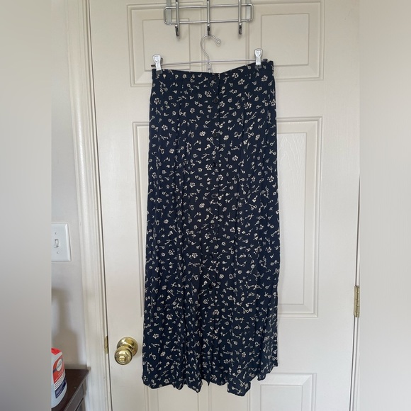 Vintage Inclinations floral cottage boho button skirt | S - Picture 1 of 8